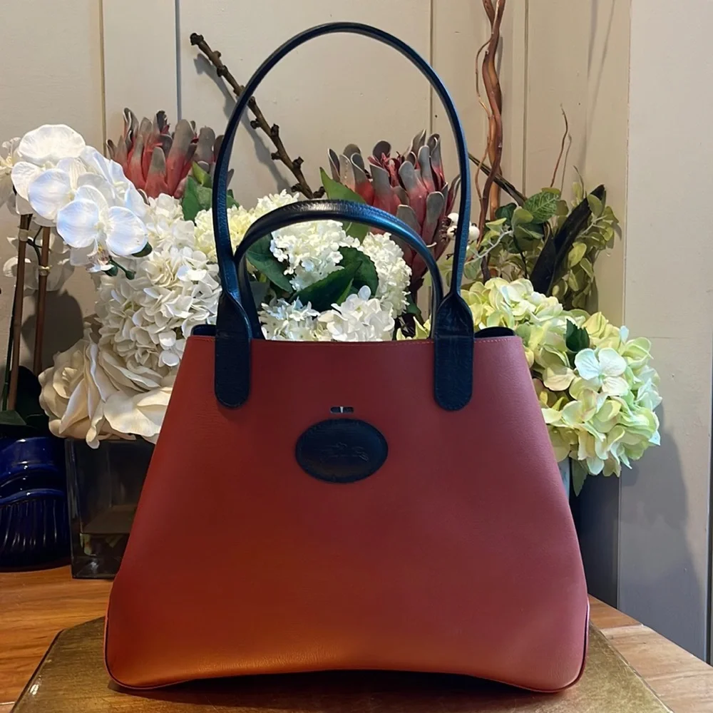 Longchamp Roseau Reversible Leather Tote Bag - Picture 7 of 16